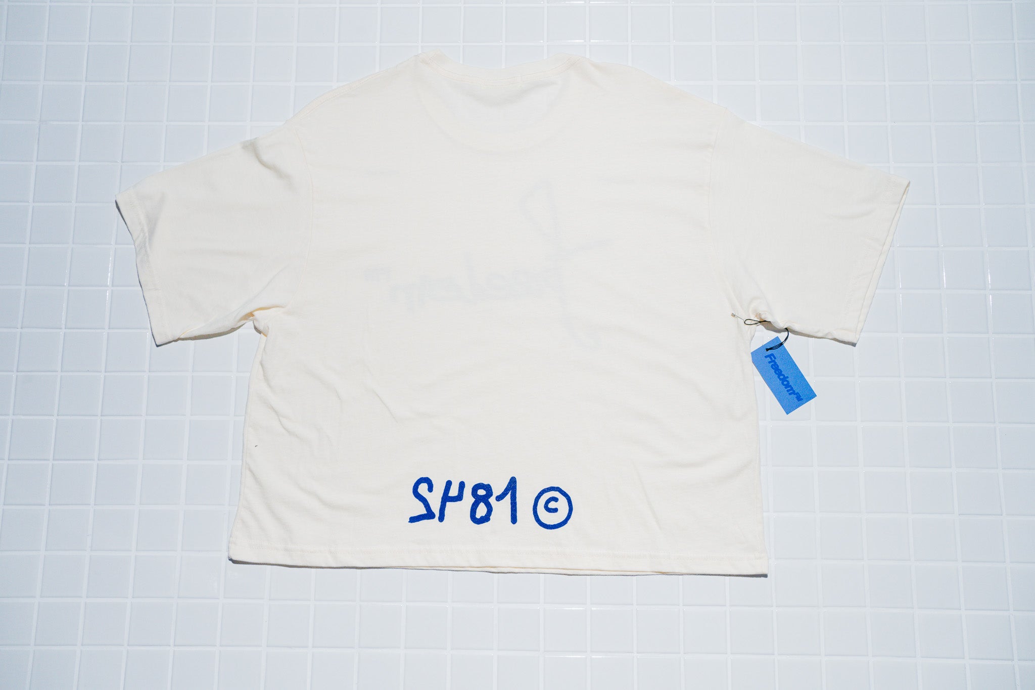 CLASSIC LOGO CROP TOP - LIGHT TEE - CREAM
